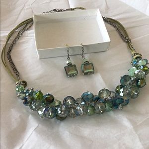 c.A.K.e by Ali Khan glass bead necklace